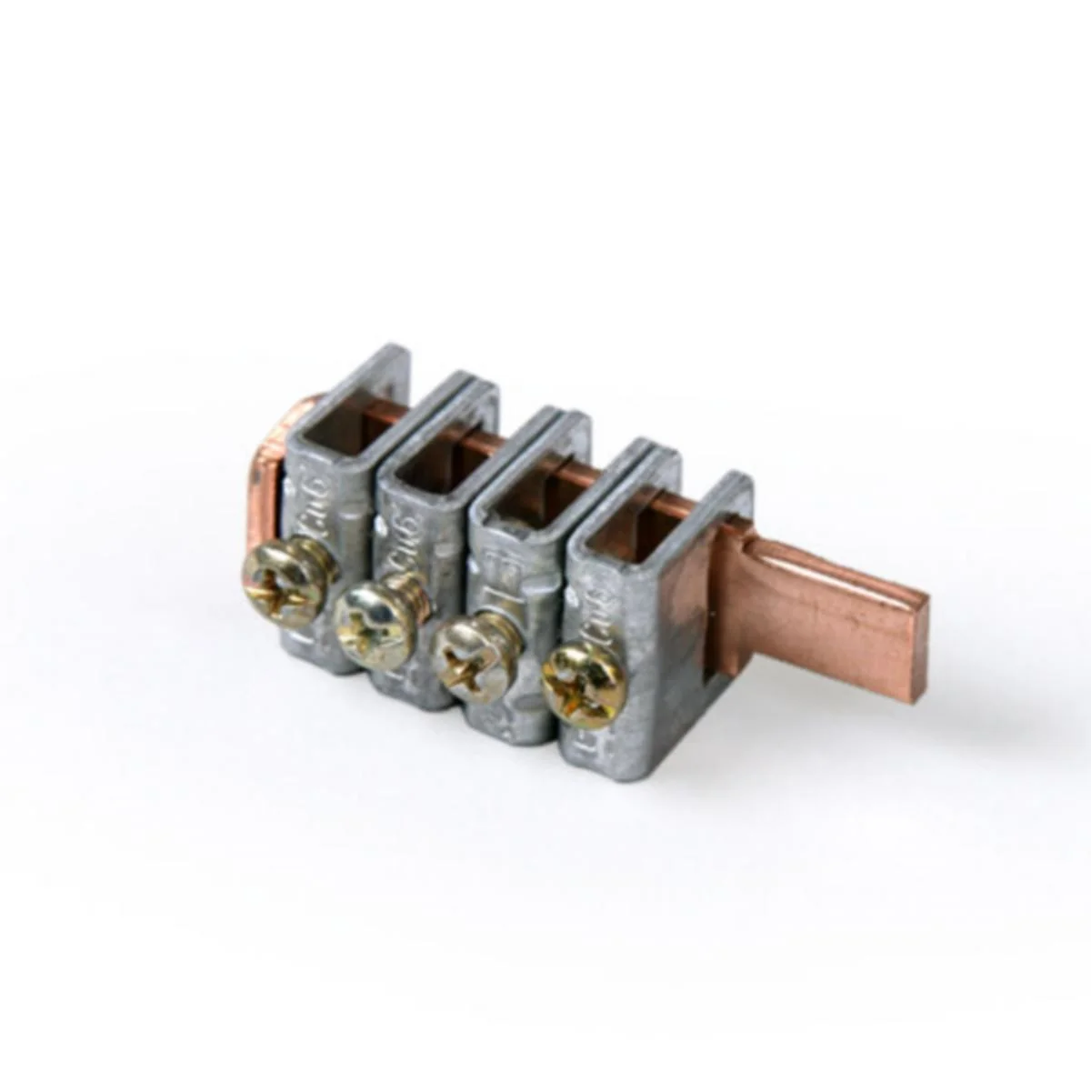 N-Liitin Vikavirtasuojaan Esl7.01 4X6Mm