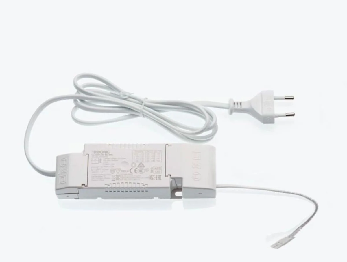 Elektr. Liitäntälaite Dreamled Tasajännitelähde/24V/35W/Ip20