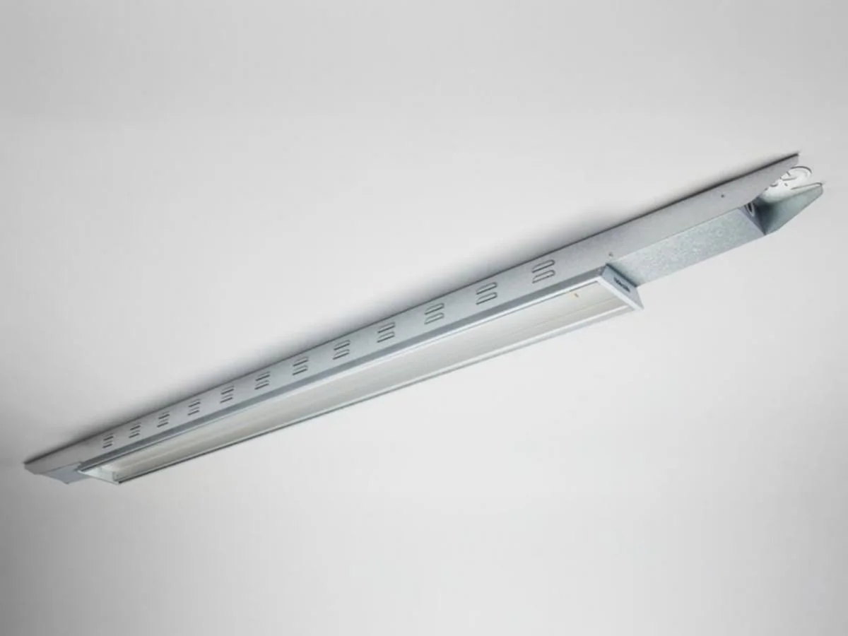 Teollisuusval Indline Basic Ip23 13800Lm 101W Gr