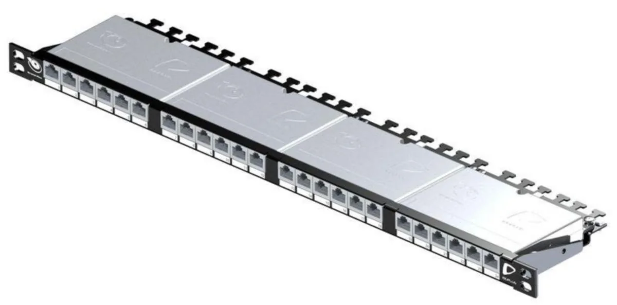 Paneeli Brandrex 10G ½U Suojattu 24-Auk Paneeli